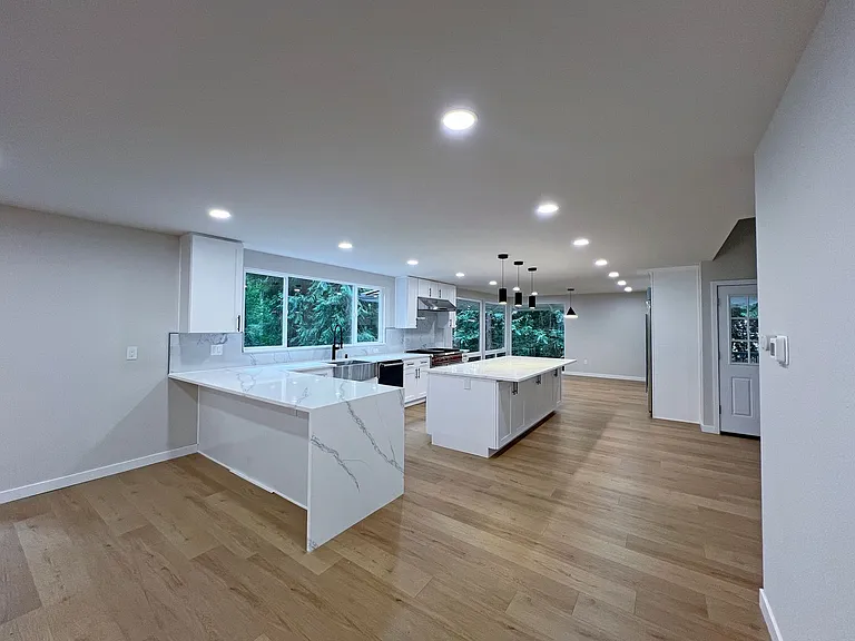 105 Cedar Crest Ln — Photo 16