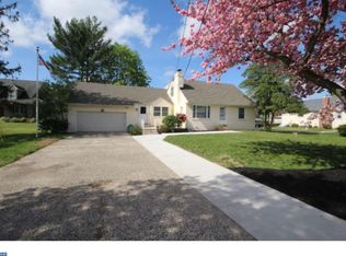 210 W Landing Rd, Blackwood, NJ 08012