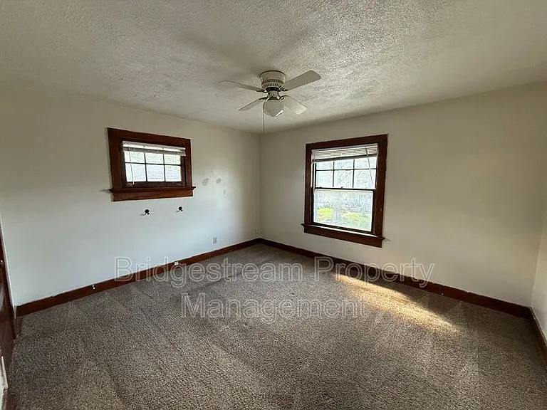 1411 Wyoming St — Photo 9