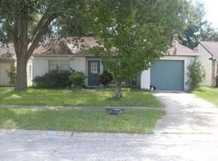 209 Regal Park Dr, Valrico, FL 33594