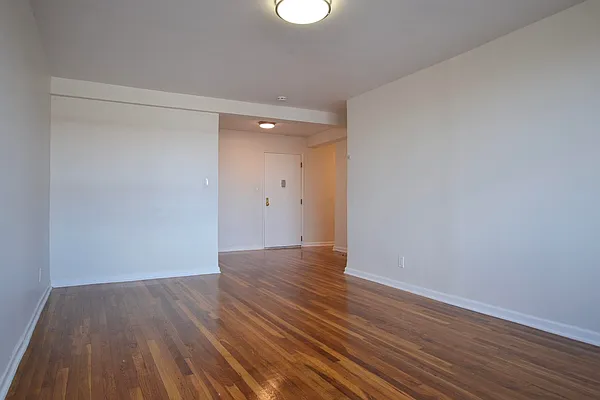 Rented by Silverstein Collection LLC  | media 53