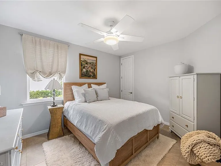 14610 Edgewater Cir — Photo 22