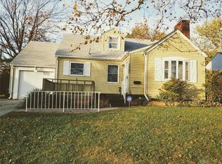 1527 Princeton Dr, Dayton, OH 45406