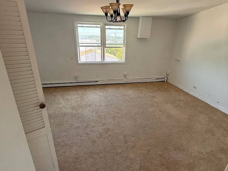 39 Sumner Ave #2 — Photo 11