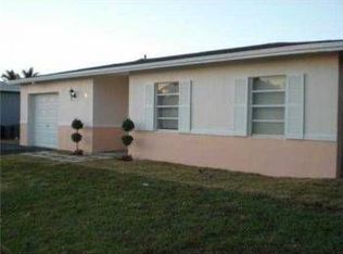 8131 SW 9th St, North Lauderdale, FL 33068