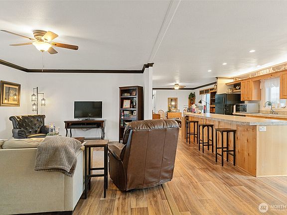 2nd image of 191 Davidson Place SW