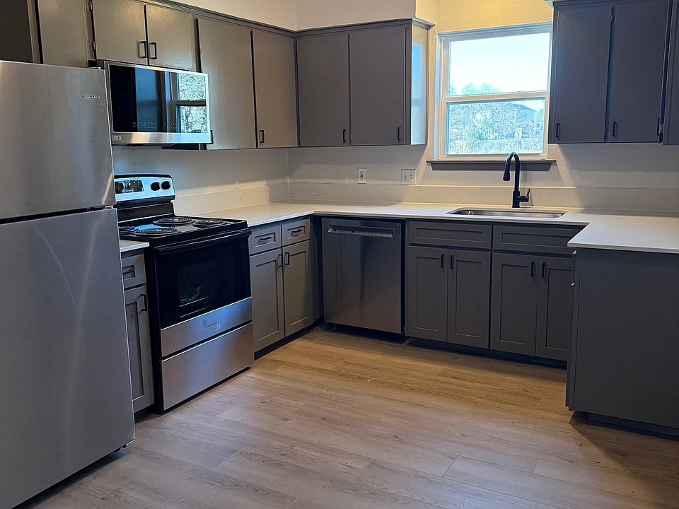 1st image of 7300 Comanche Trl APT 3