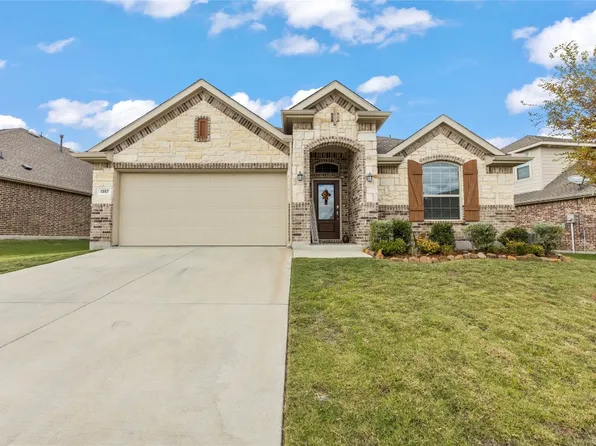 1357 Francesca Dr, Lake Dallas, TX 75068