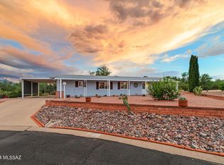 163 W Pinon Dr, Green Valley, AZ 85614