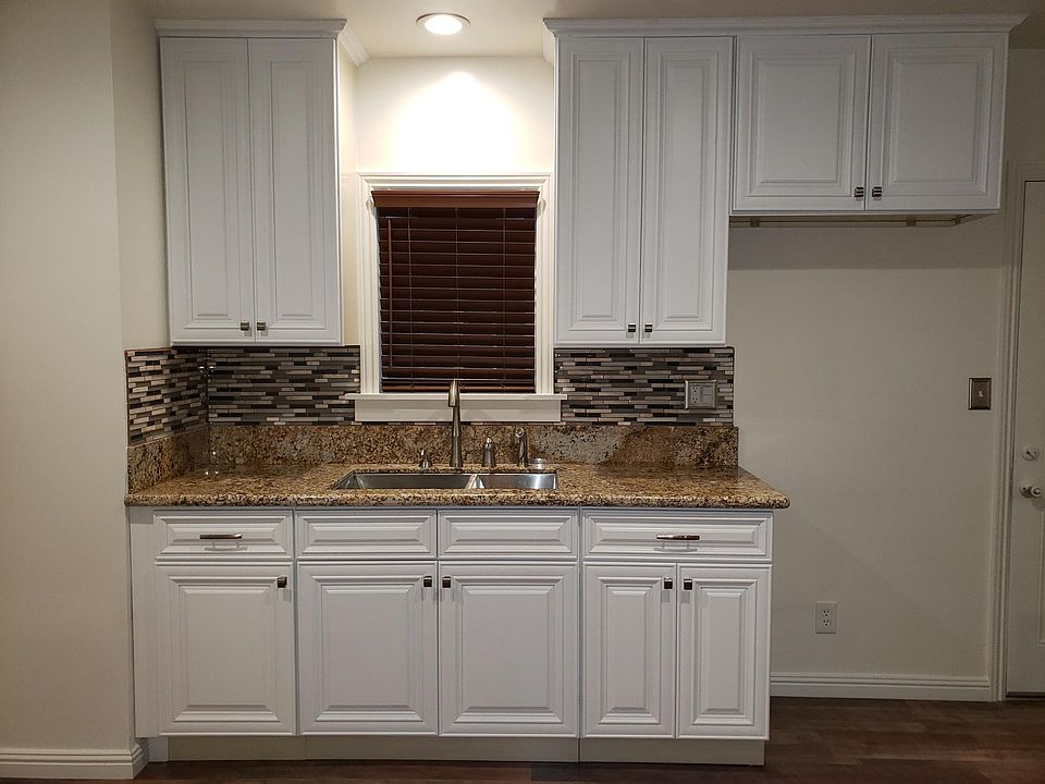 Kitchen & Sink
