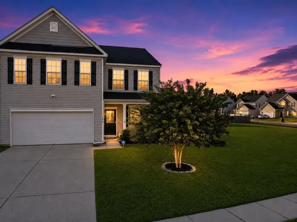 144 Weeping Cypress Dr, Moncks Corner, SC 29461