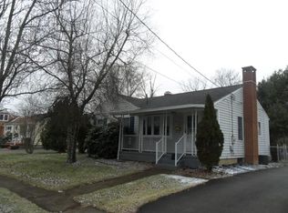 608 Elmwood Ave, Grove City, PA 16127