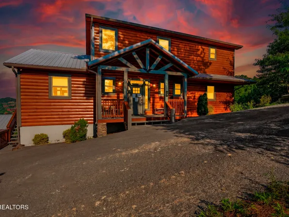 433 Red Hawk Way, Gatlinburg, TN 37738
