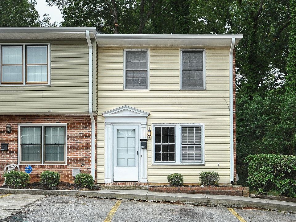 1st image of 122 Pine Creek Ct