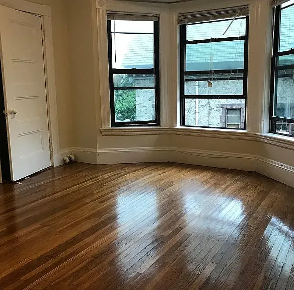 29 Quint Ave — Photo 7