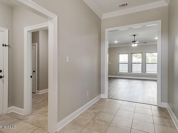 5th image of 13253 Marys Way