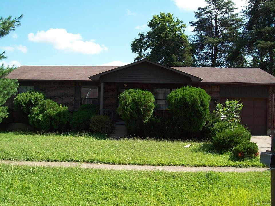 1st image of 920 Timberwood Dr