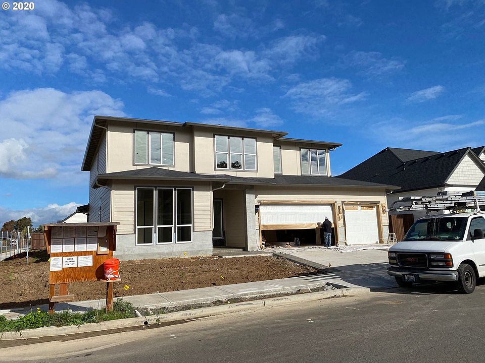 1st image of 18404 NE 78th Way