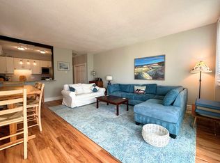 5 Pirates Ln APT 1, Gloucester, MA 01930