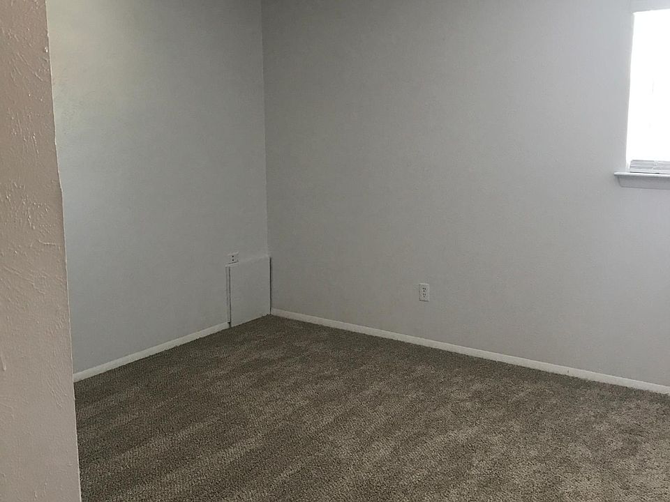 2nd image of 5111 Donnelly Ave