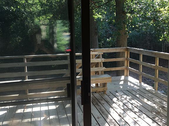 3rd image of 808 Townes St #B
