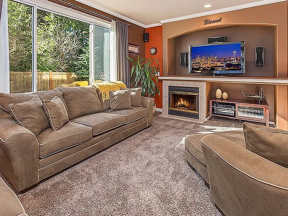 5th image of 22903 SE 13th Way