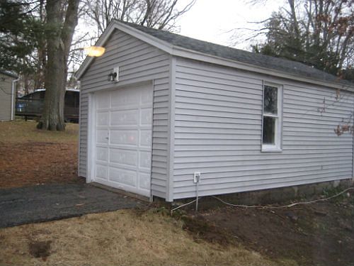 Detached 1 Car Garage