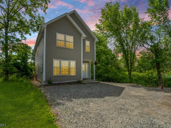 644 Warwick Tpke, West Milford Twp., NJ 07421