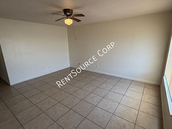 4th image of 2028 Yosemite Dr