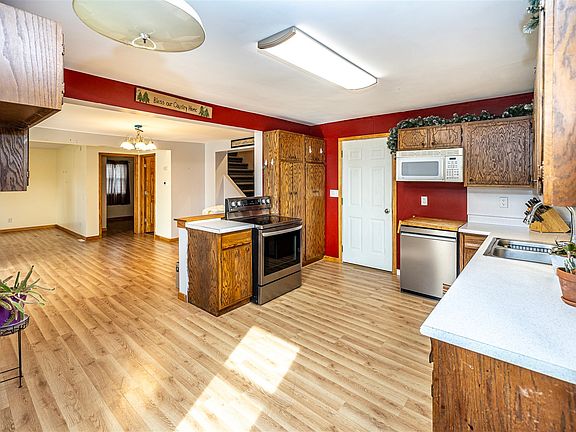 2nd image of 103 Polleys Street