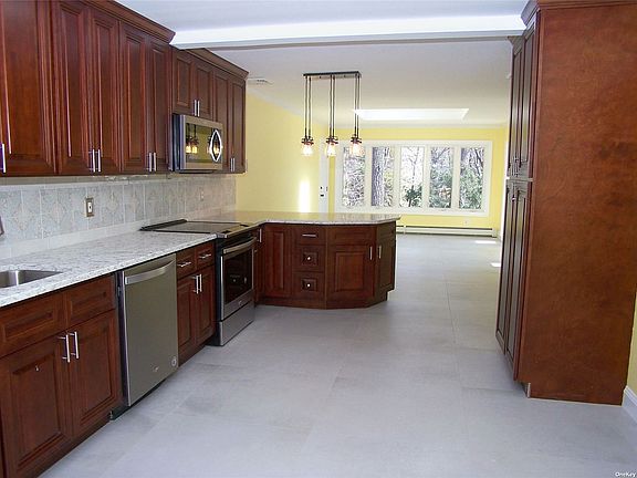 4th image of 7 Wels Ln