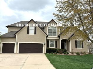 11321 W 142nd St, Overland Park, KS 66221