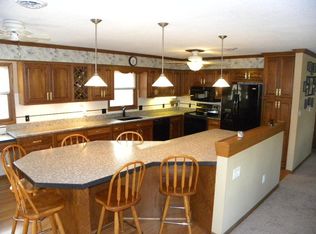 3265 Lake View Dr NE, Solon, IA