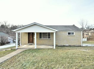 1549 Roosevelt Ave, South Park, PA