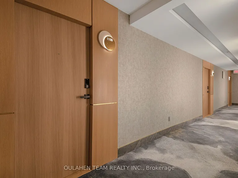 21 Carlton St #1105 — Photo 47