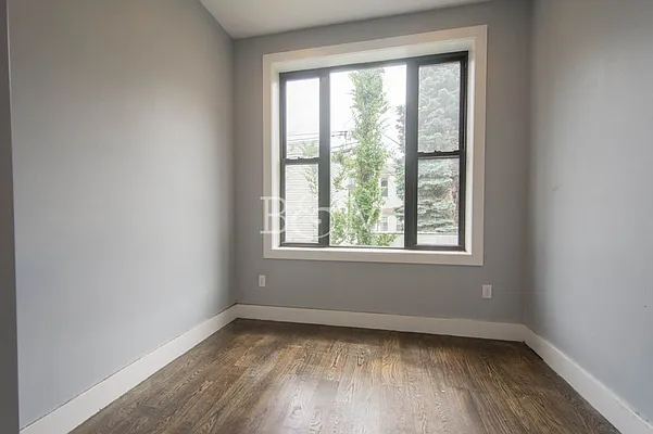 Rented by Brick&Mortar | media 30