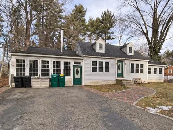 38 Mill Road, North Hampton, NH 03862