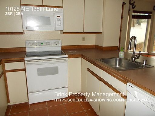 4th image of 10128 NE 135th Ln