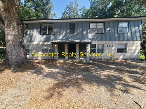 3611 SW 28th Ter Photo 1