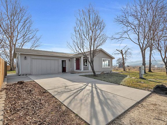 2nd image of 2852 Sagebrush Ln
