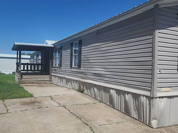 2nd image of 2900 N Union St #42