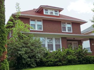 811 W Adams St, Macomb, IL 61455