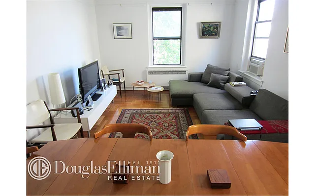 Rented by Douglas Elliman | media 26
