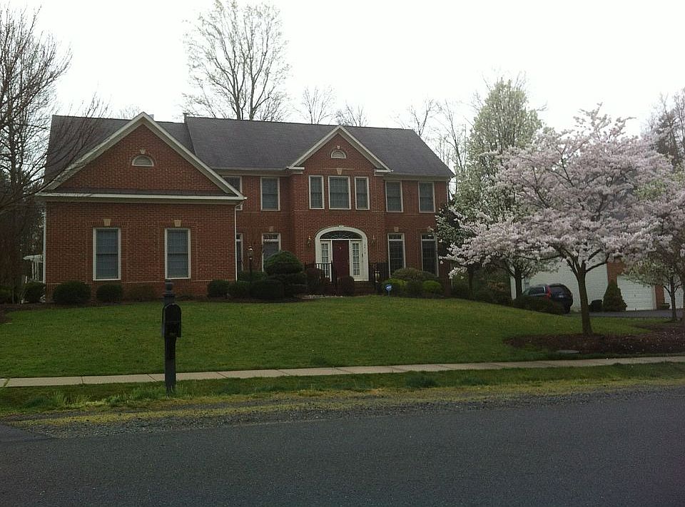 6416 Lake Meadow Dr, Burke, VA 22015 Zillow