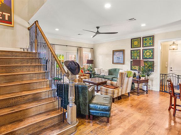 4th image of 40 Enclave Ct