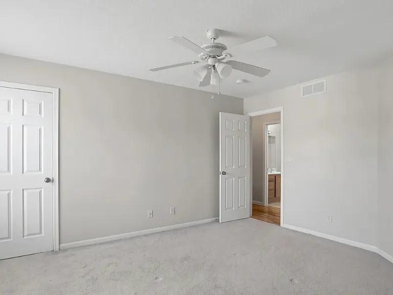 5512 Hunley Ct — Photo 17