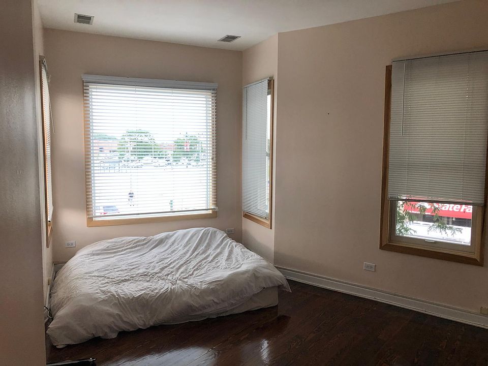 1st image of 2329 W Belmont Ave #2W