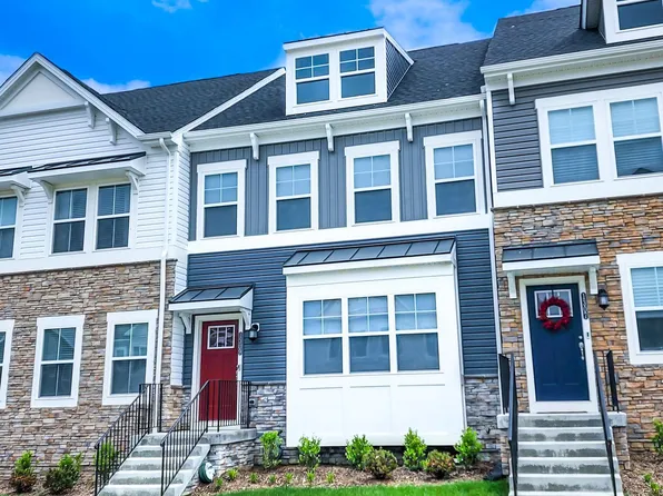 1309 Crampton Pl, Brunswick, MD 21716