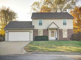 717 Sturbridge Ct, Lawrence, KS 66049