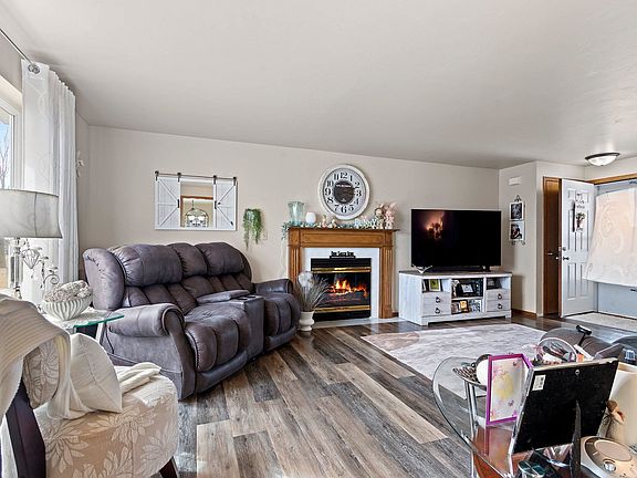 5th image of 2822 Aquarius Rd